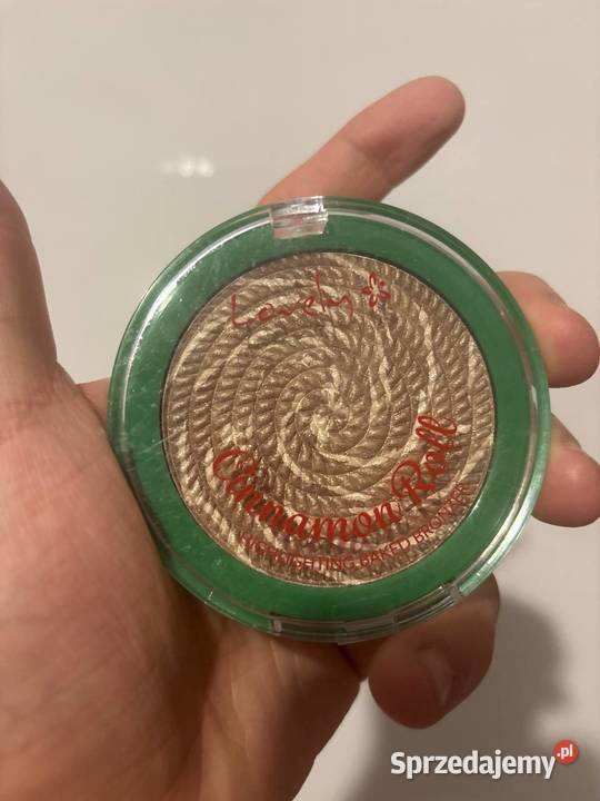 Rozświetlający bronzer Makijaż Warszawa