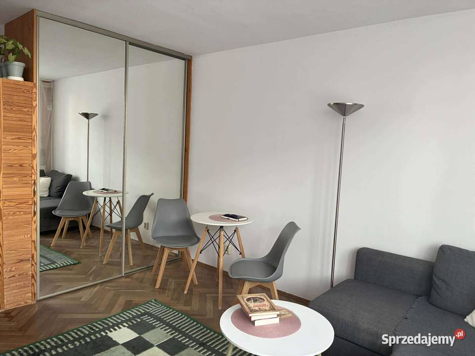 Kawalerka z możliwością podziału na 2 pokoje Warszawa