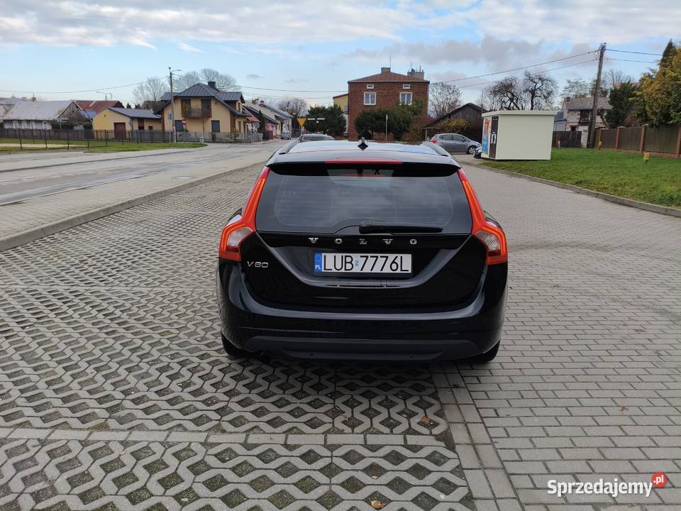 Sprzedam ładne VOLVO V60 D3 z udokumentowanym czarny lubelskie Bełżyce sprzedam