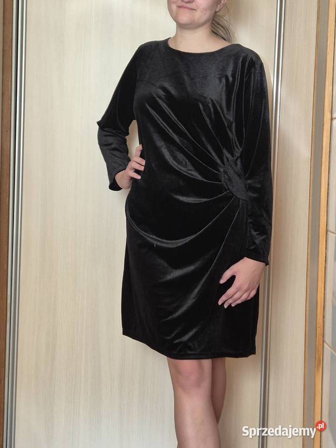 Elegancka Sukienka welurowa