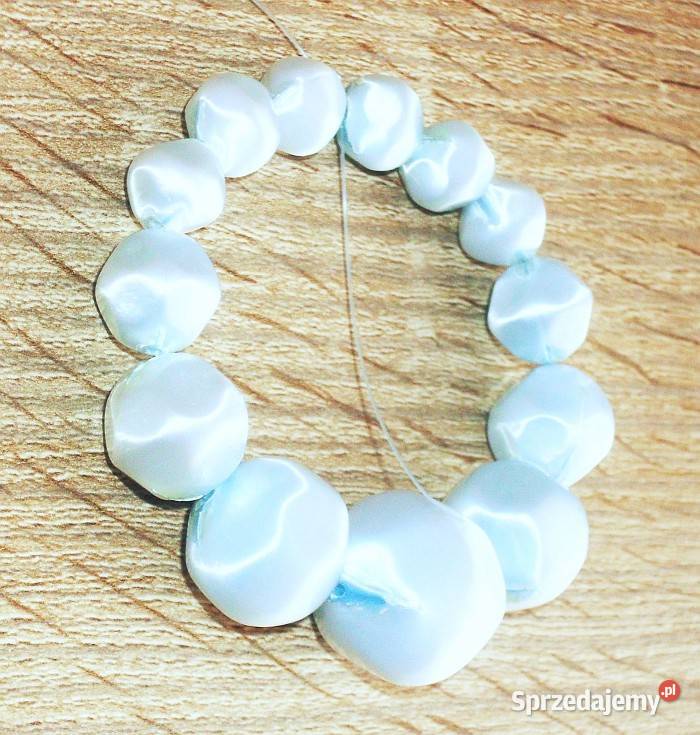 Korale o perłowym połysku tworzywo sztuczne lata Gliwice
