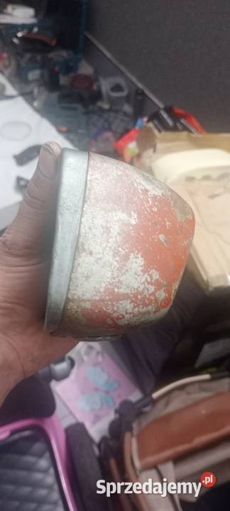 Skorupa lampy telewizorek łódzkie Odrowąż