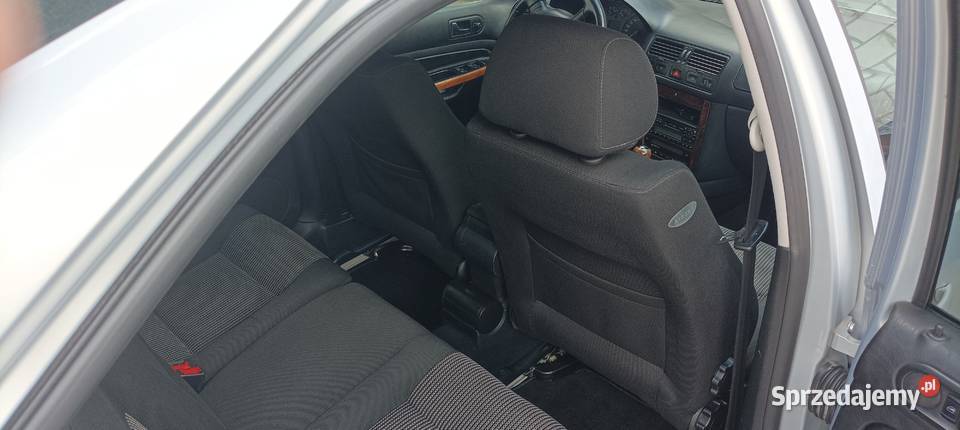 Volkswagen Bora 23 V5 benzynagaz Sedan / Limuzyna Bora Krzesimów