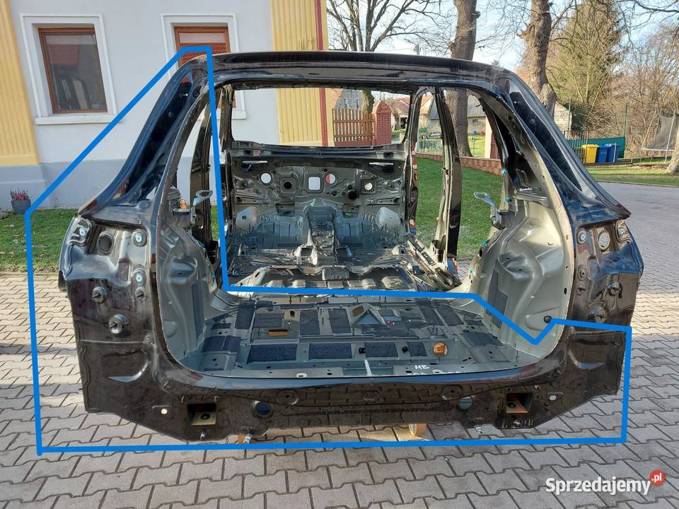 Mercedes EQA 250 W243 BŁOTNIK LEWY TYŁ WANNA