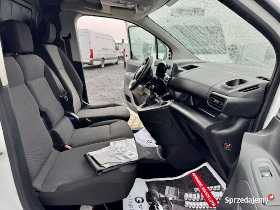 Toyota Proace City SALON 132 L2H1 DŁUGI 3 OSOBY ASR (kontrola trakcji) Leszno