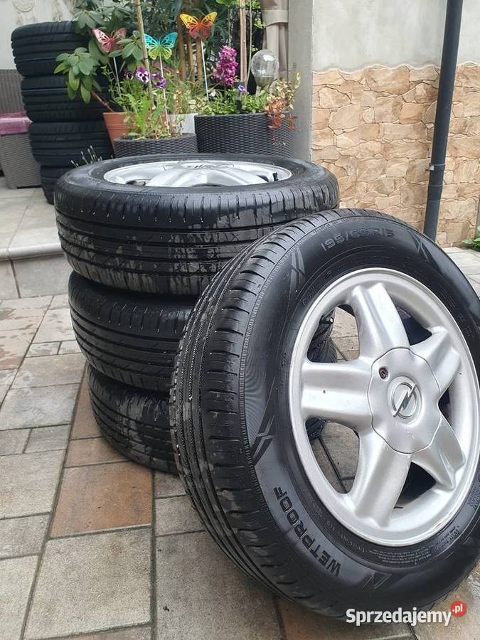 Sprzedam komplet opon z alufelgami małopolskie Nowy Targ sprzedam