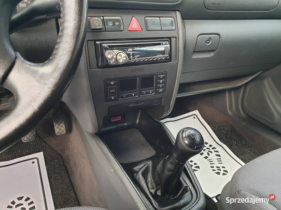 Audi A3 16 BenzynaLPG 1999 Wspomaganie Klima