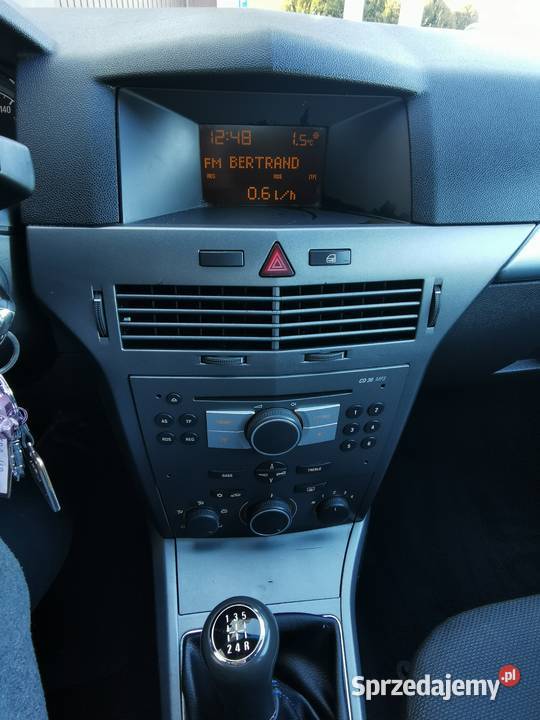 Opel Astra 04r 17CDTI 101 stan wzorowyklimanowy Astra Poznań