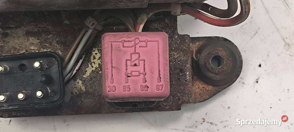 POMPA MERCEDESBENZ SL 500 R129 1298000548 Lipno