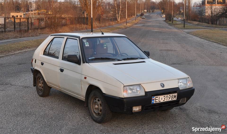 Skoda Favorit 135 LS 1993 Łódź biały łódzkie Łódź