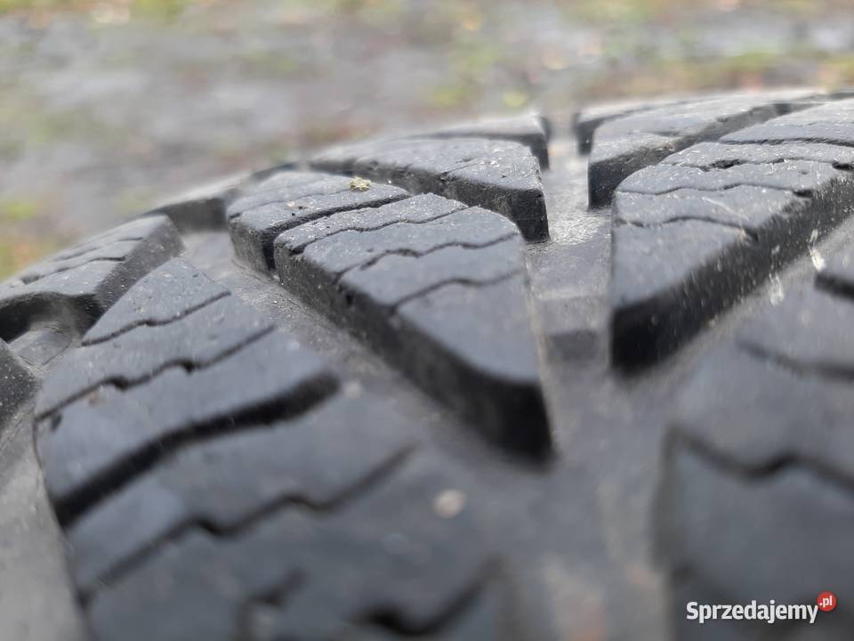 Koła Toyota 19560 R15 Dębica osobowe Kielno