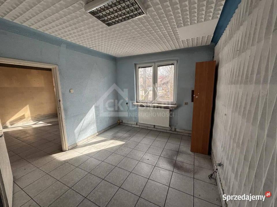 Budynek handlowousługowy 290 m Pińczów