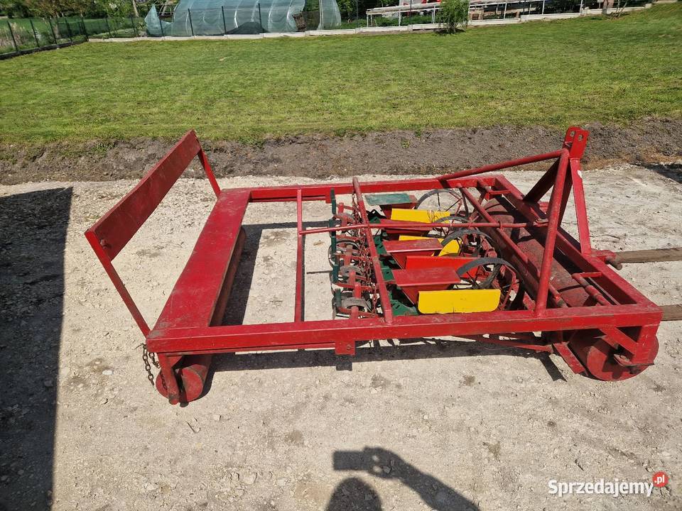 Siewniczki siewniczek do warzyw Ciborowice sprzedam