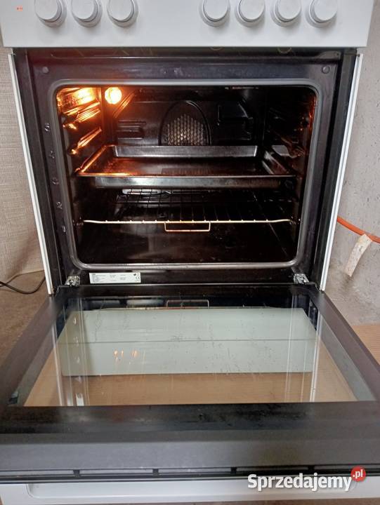Beko Kuchenka gazowa z piekarnikiem elektrycznym