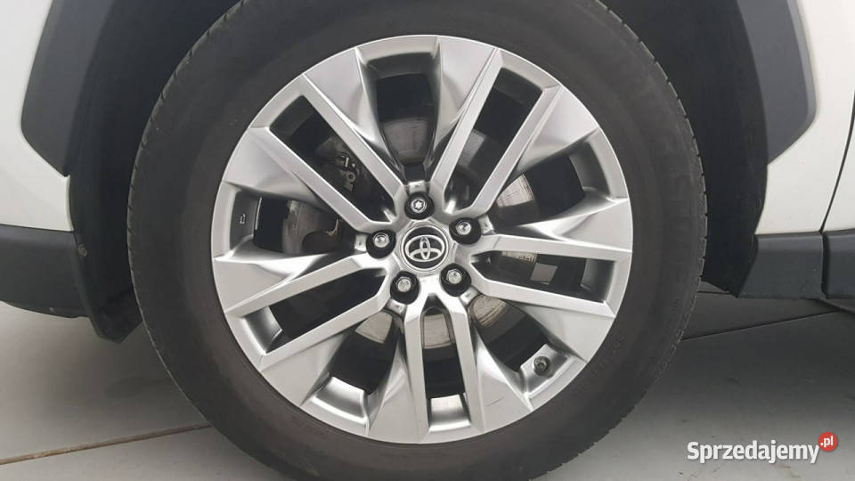 Toyota RAV4 25 Hybrid Executive 4x4 Z polskiego 177KM