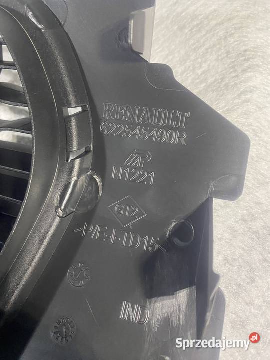 Kratka środkowa zderzaka przód Dacia Duster II Jasienica