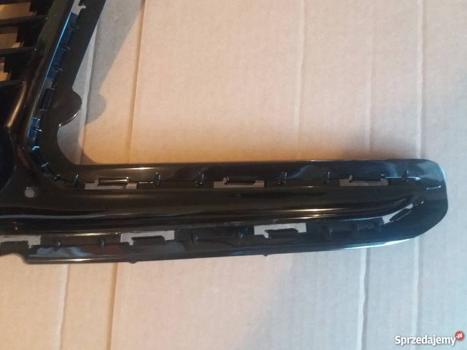 Ramka halogenu prawa strona Hyundai elantra Szczecin