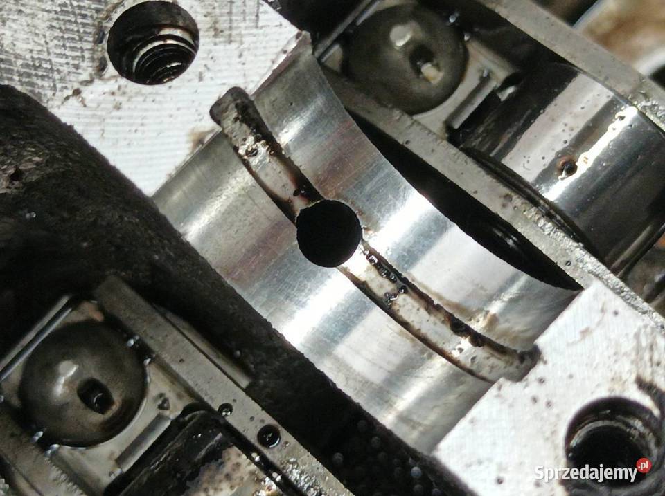 GŁOWICA KOMPLETNA 110422750R 23 DCI BITURBO Opel Głowice cylindrów