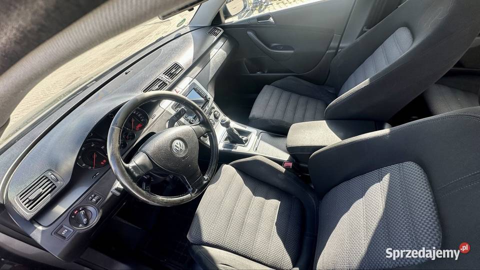 Volkswagen Passat B6 20 TDI BMR 170 2007 kombi hak Passat lubelskie Zamość