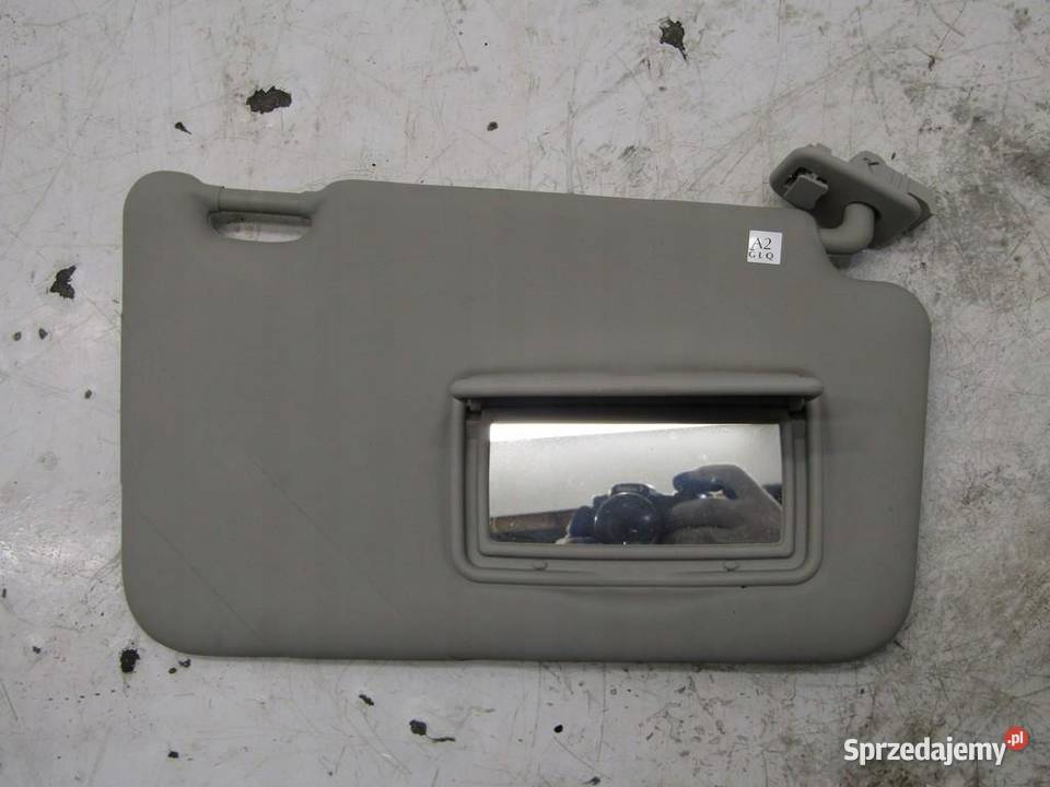 OSŁONA PRZECIWSŁONECZNA SŁONECZNIK PRAWY PRZÓD sprzedam