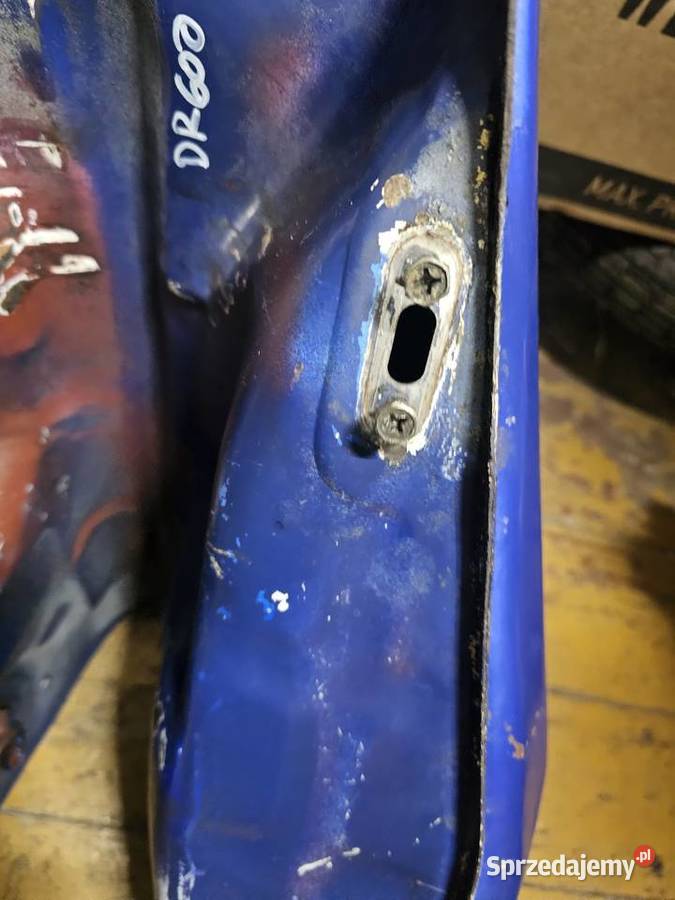 Suzuki DR 600 zbiornik bak paliwa dr 600 650 Zbiorniki paliwa Jelenia Góra