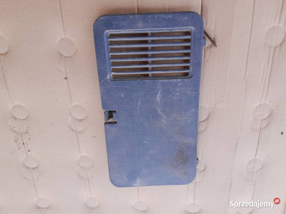 Nissan Terrano 1 klapka zaślepka lampy wielkopolskie Czajków