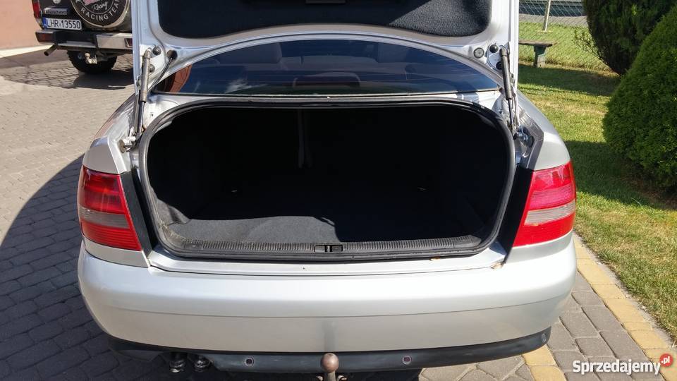 Audi A4 B5 FL 19 TDI Super STAN Hrubieszów