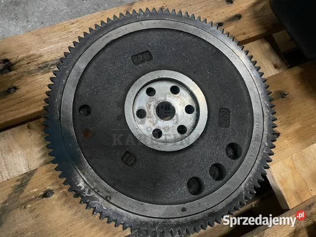 Kubota 1105 koło zamachowe Jastrzębniki
