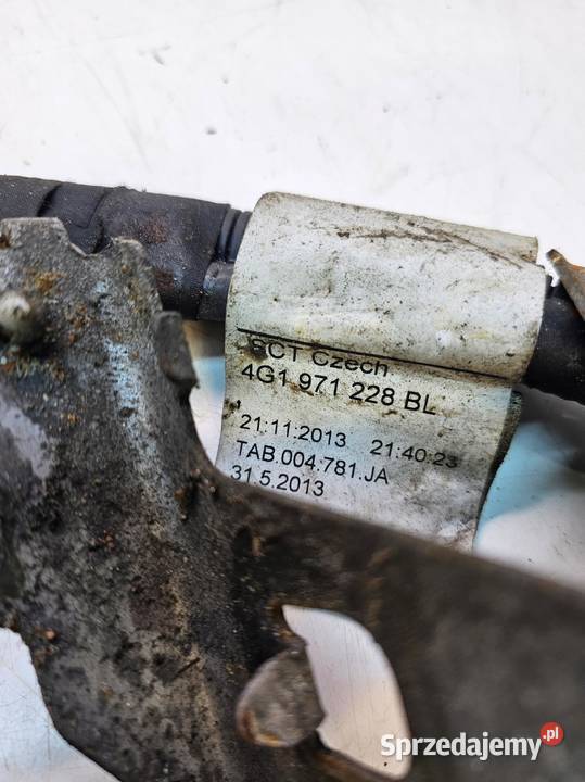 WIĄZKA ROZRUSZNIKA AUDI A6 A7 30 TDI 4G1971228BL osobowe Materiały instalacyjne Motoryzacja Przystajń