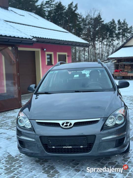 HYUNDAI i30 CW 14 Benzyna