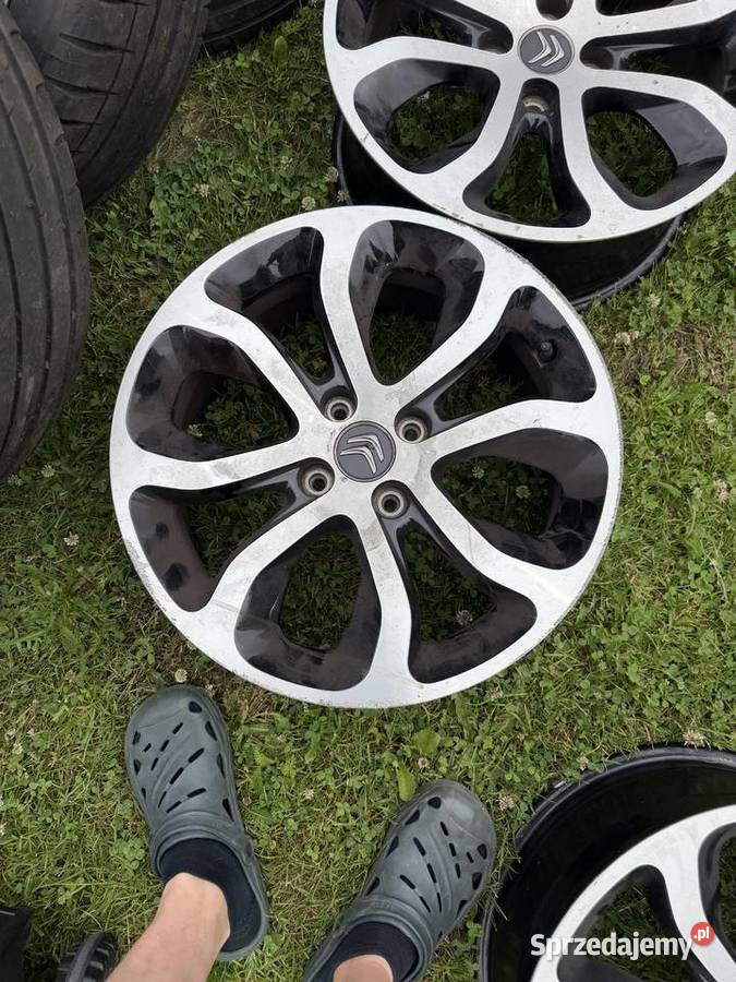 Citroen c3 c4 felgi 4x108 17 Samochodowe Buk
