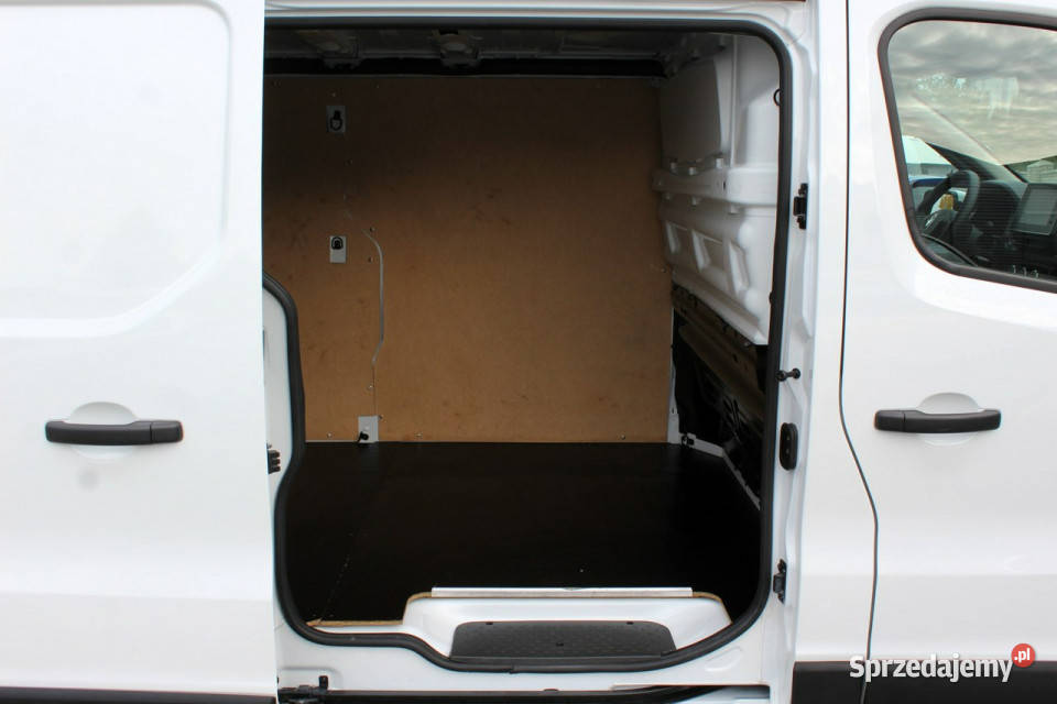 Renault Trafic L2 3osobowy FV23 150 Kamera LED zarejestrowany w Polsce Sokołów sprzedam