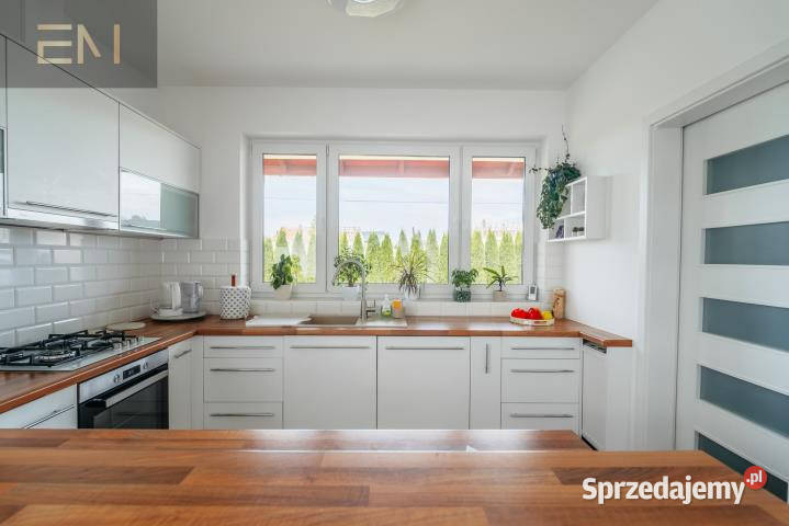 sprzedaży domu wolnostojącego Strzyżów 986m2