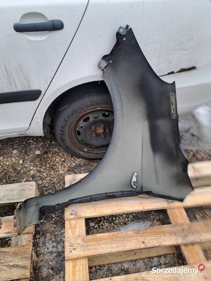 Hyundai I20 błotniki maska drzwi zderzaki klapa Rok produkcji 2012 sprzedam