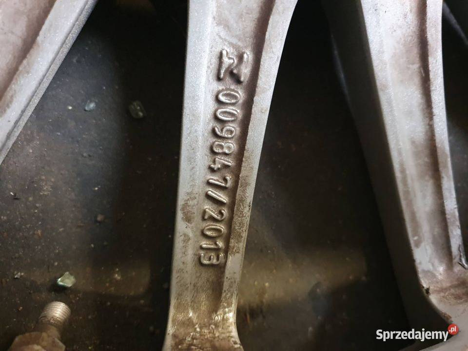 FELGA ALUMINIOWA 17 JAGUAR XF PURE GX631007BA Lipno sprzedam
