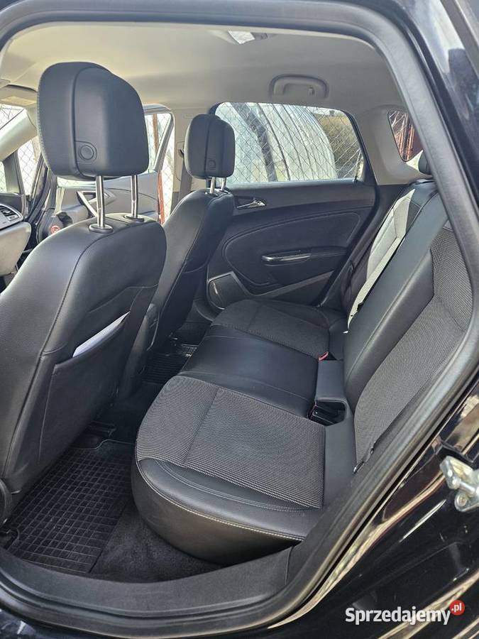 Opel Astra J Cosmo 14T Kamionna