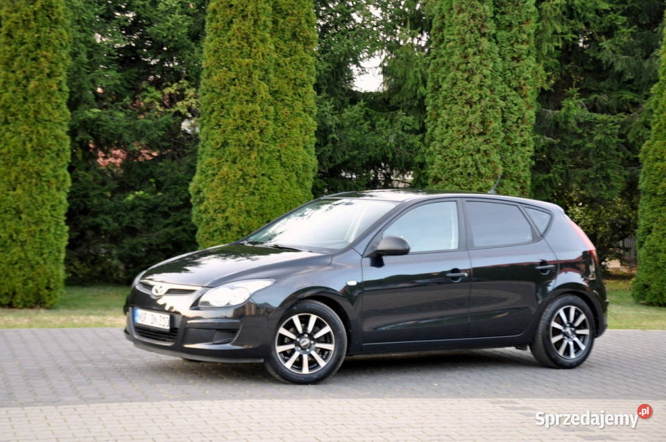 Hyundai i30 14i109LiftCzarnyKlimatyzacjaWekurI