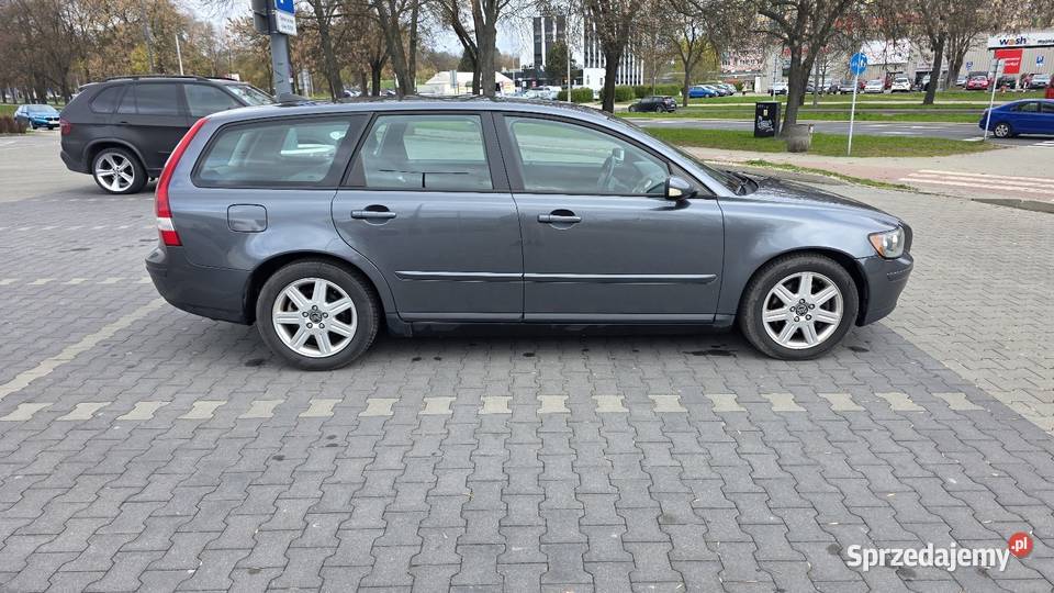 VOLVO V50 24i Automat 170 MOMENTUM Lublin