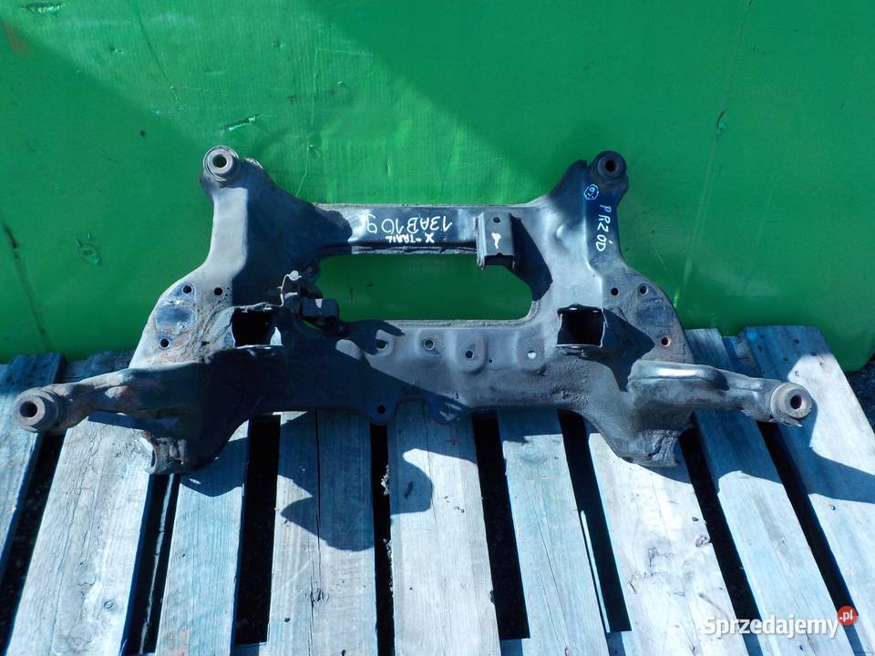 NISSAN XTRAIL T30 I LIFT 25 B 04r 5D sanki przod Suków