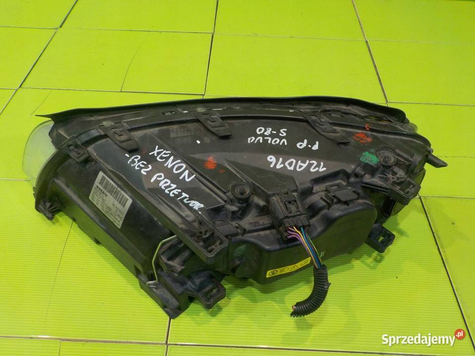 VOLVO S80 II 08r lampa prawa przod XENON Lampy przednie mazowieckie Suków