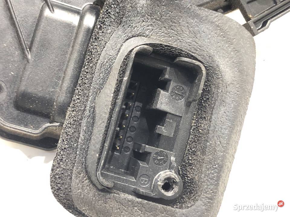 ZAMEK DRZWI PRAWY PRZÓD SEAT LEON III Hatchback