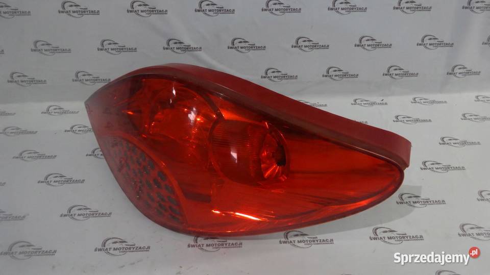 PEUGEOT 207 CC I 07r lampa prawy tył