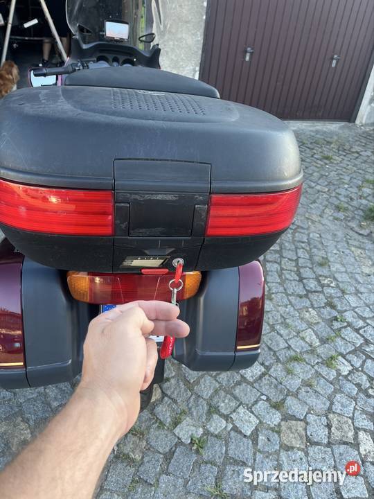 Honda St 1100 zamiana na skuter Rok produkcji 1999 Tychy sprzedam