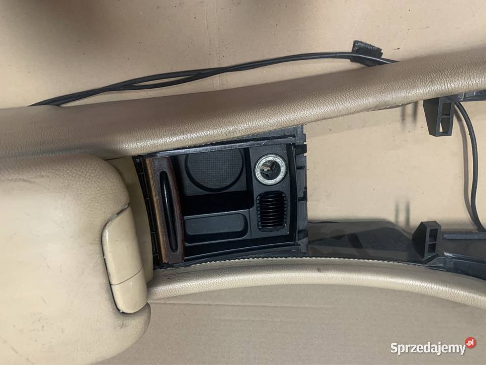 Tunel środkowy podłokietnik Mercedes C w 203 Szczecin