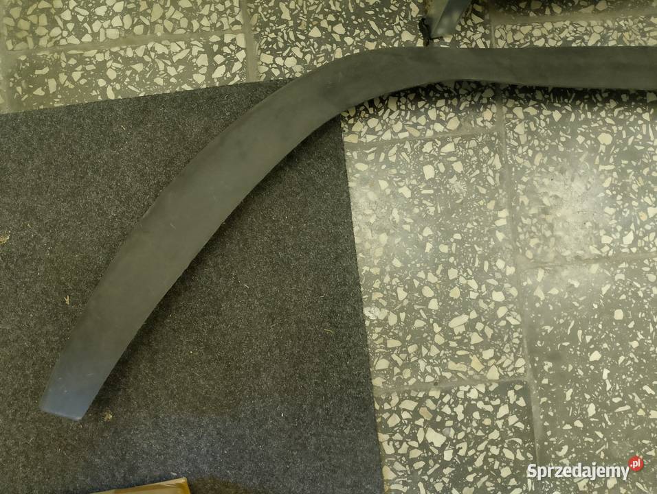 Dokładka spojler zderzaka przedniego Renault