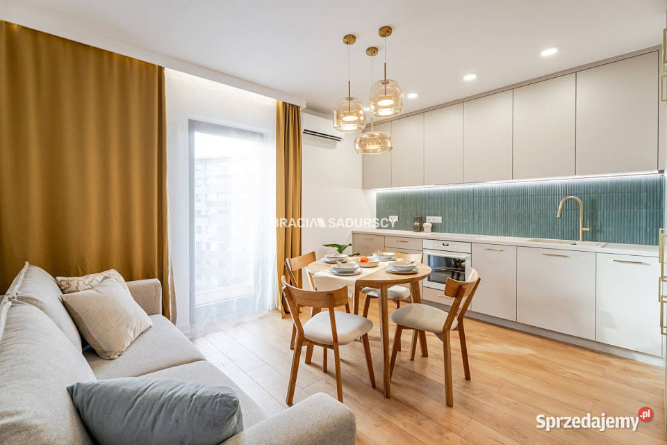 Mieszkanie na sprzedaż 372m2 2 pokoje Kraków własność