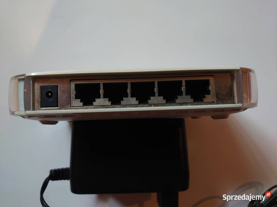 Netgear fs605 v3 switch router Częstochowa