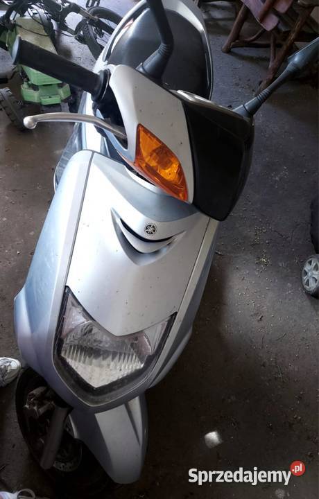 Yamaha skuter nieuszkodzony Motocykle, skutery, quady