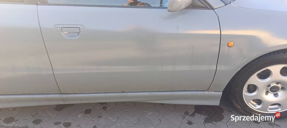 Drzwi Gołe Przód Prawy Audi A4 B5 a26 osobowe Myszków