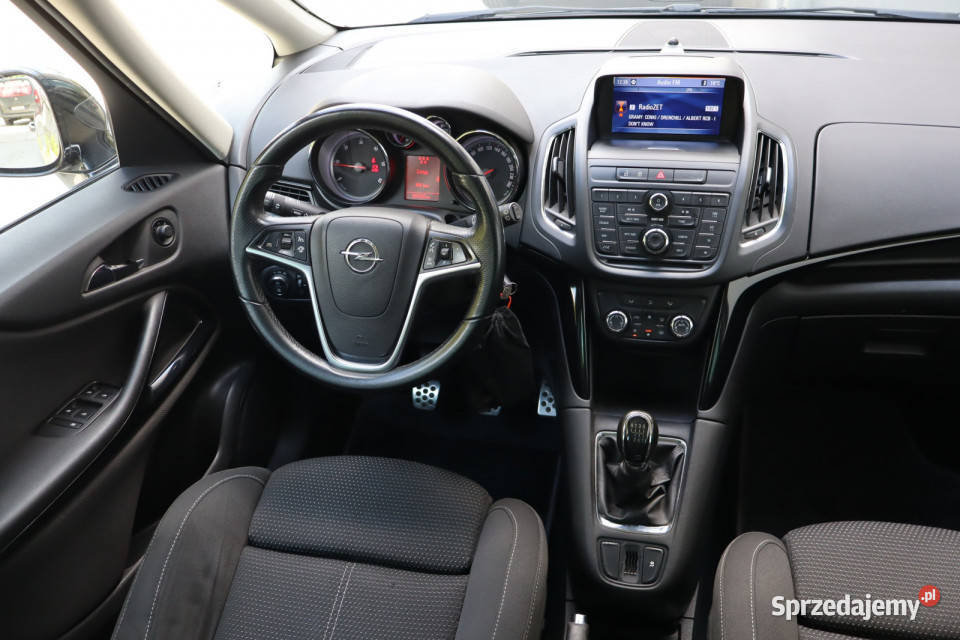 Opel Zafira Tourer 20 CDTI klimatyzacja